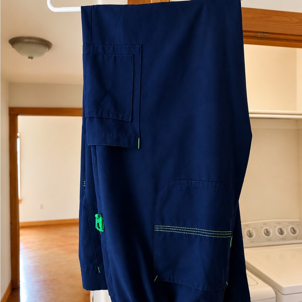 Women’s Carhartt G-Force Scrub Set